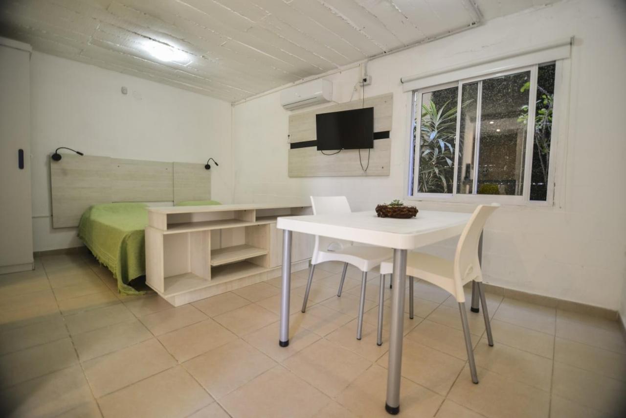 Las Maras Suites Viedma Luaran gambar